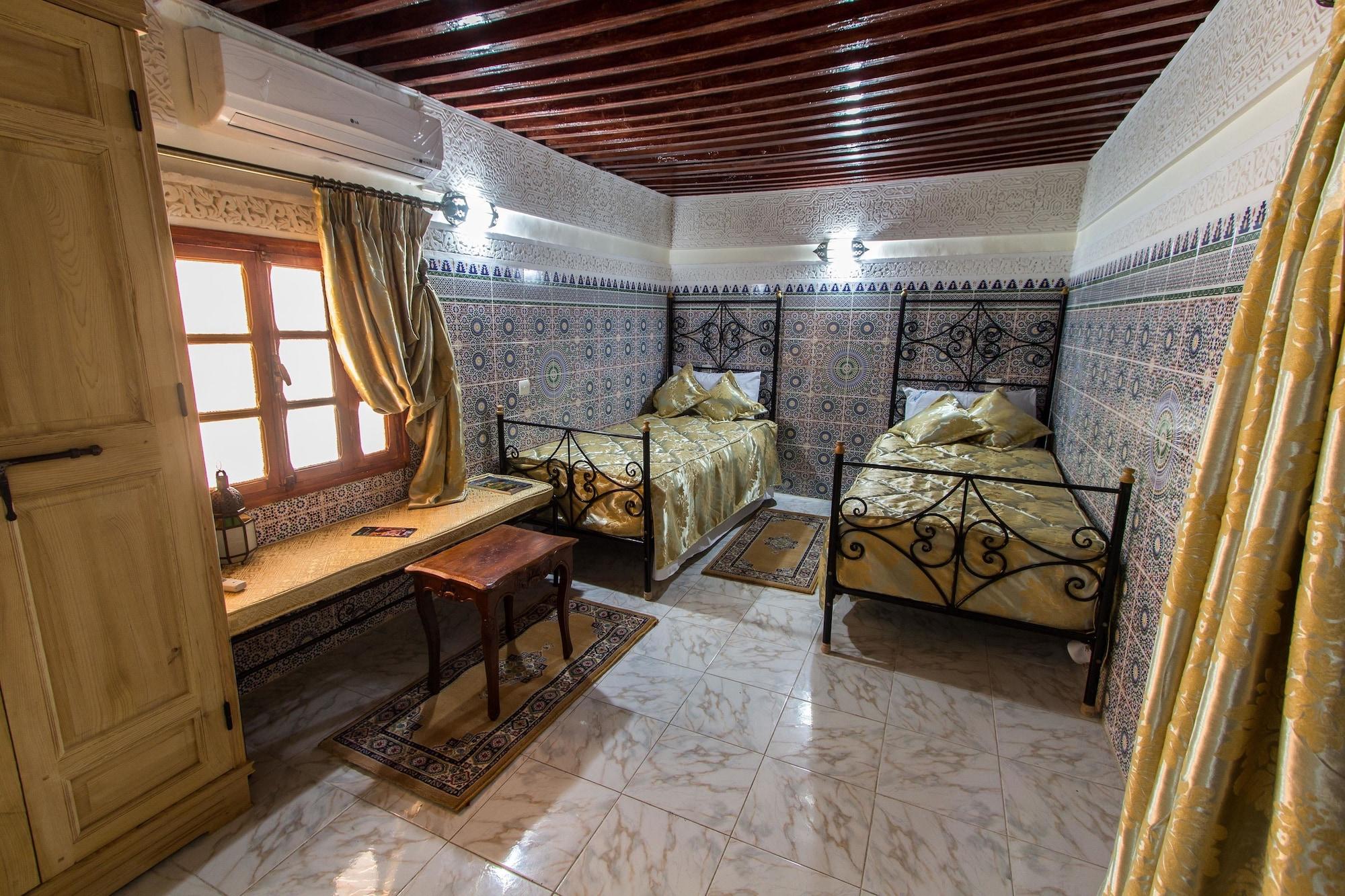 Riad Taryana Fès Exteriör bild
