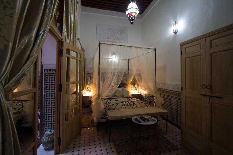 Riad Taryana Fès Exteriör bild