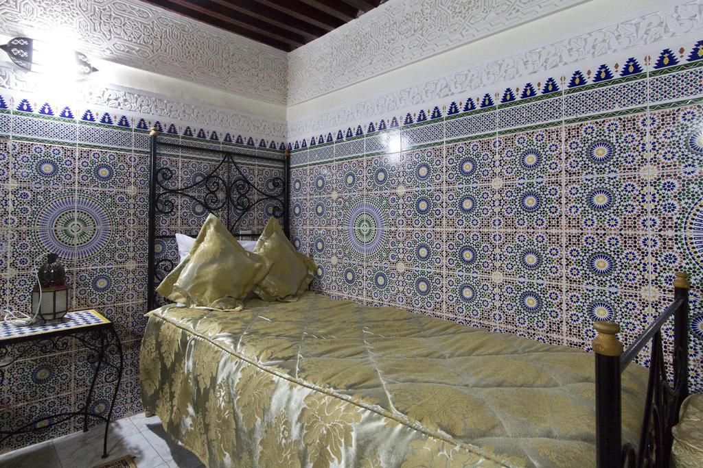 Riad Taryana Fès Exteriör bild