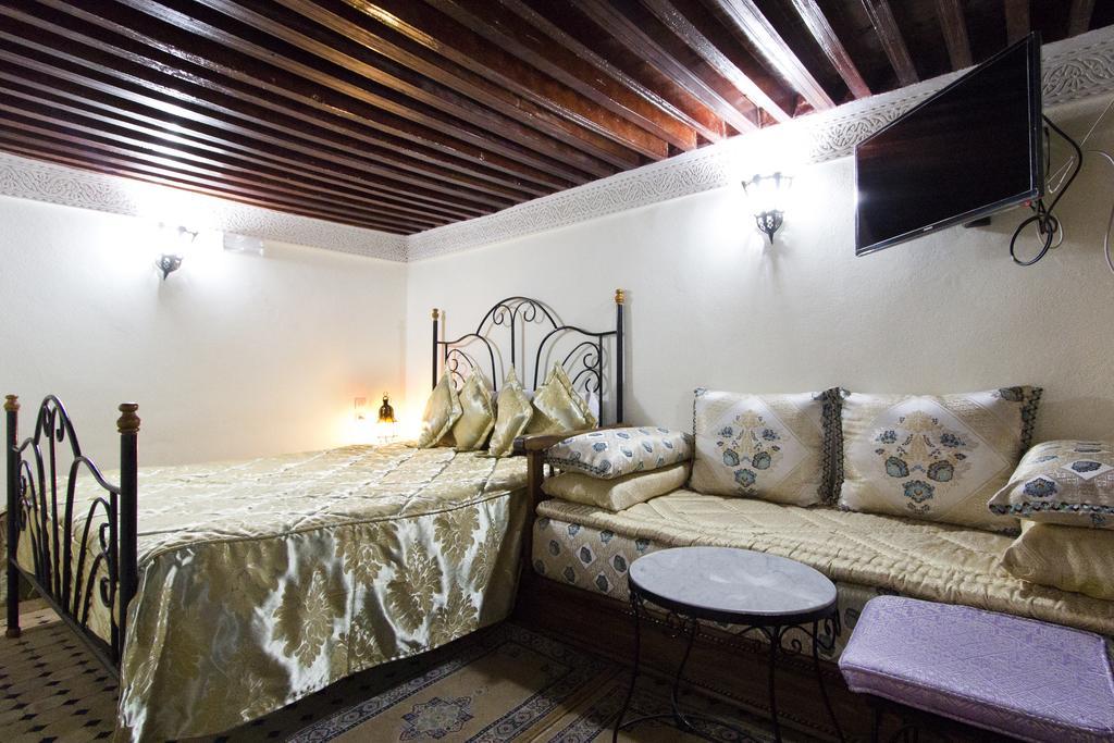 Riad Taryana Fès Exteriör bild