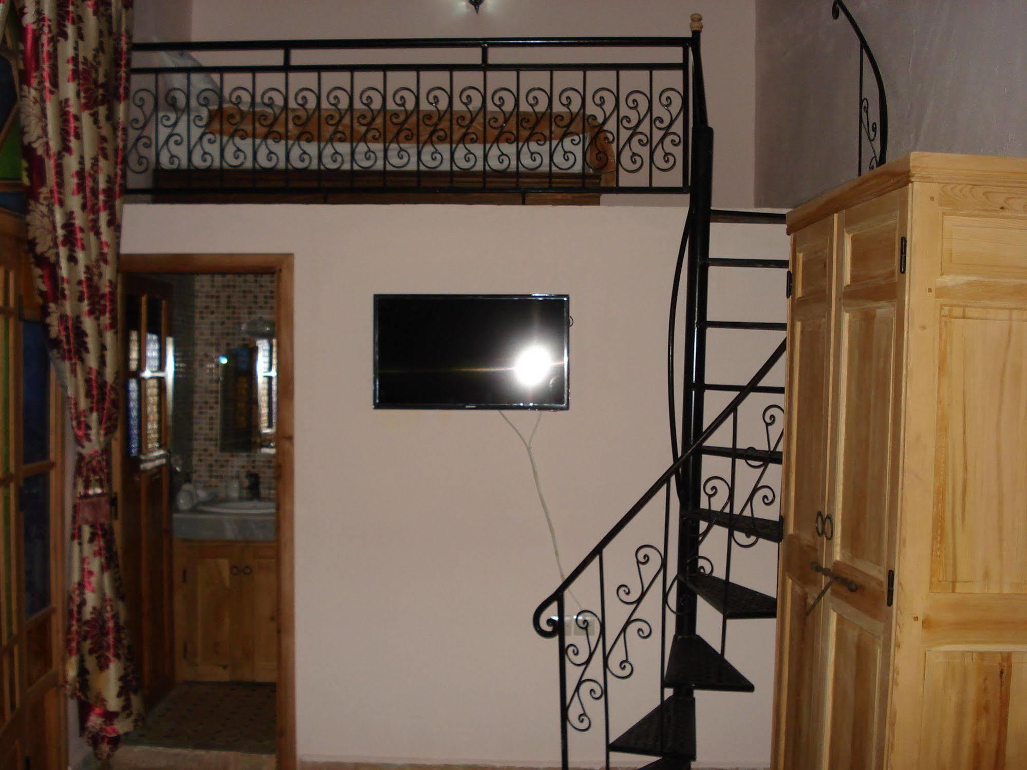 Riad Taryana Fès Exteriör bild