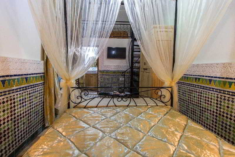 Riad Taryana Fès Exteriör bild